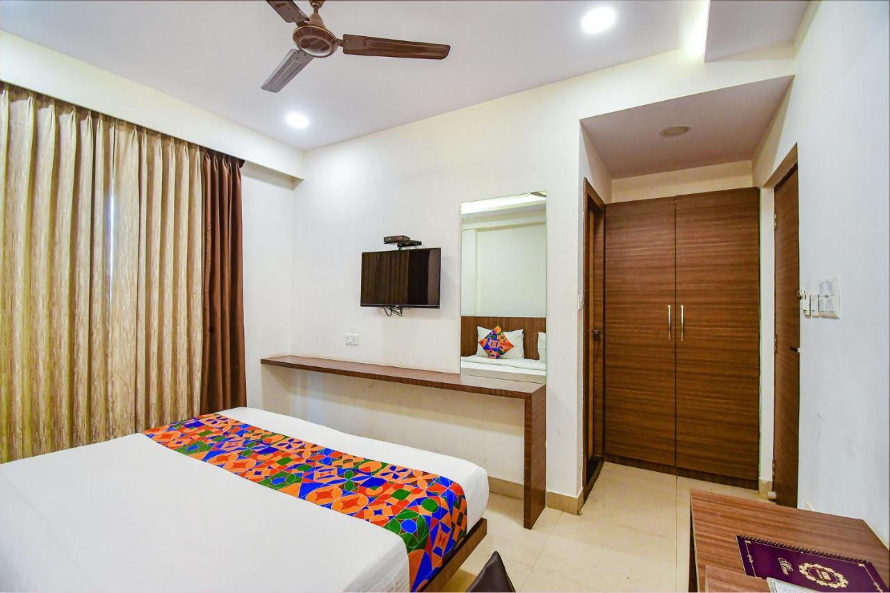 Fabhotel Kzar Select - 2Km From Park Street 加尔各答 外观 照片