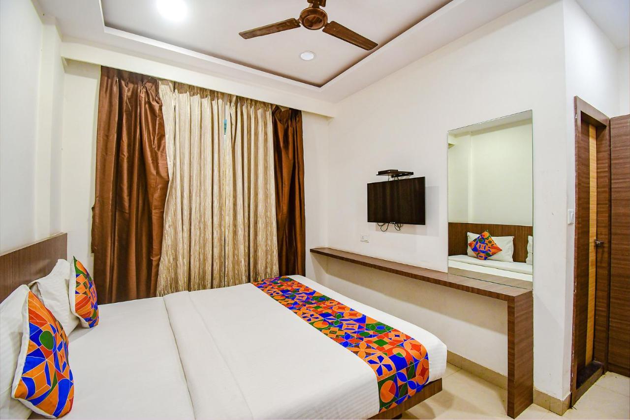 Fabhotel Kzar Select - 2Km From Park Street 加尔各答 外观 照片
