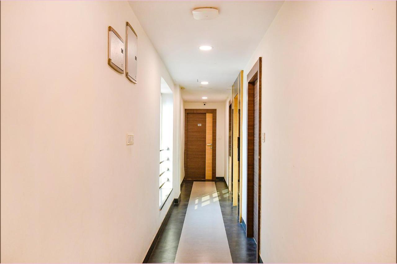 Fabhotel Kzar Select - 2Km From Park Street 加尔各答 外观 照片